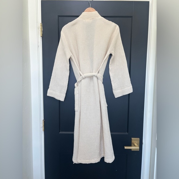 Coyuchi Organic Cotton Waffle Knit Robe XS/S Undyed GOTS spa Bathrobe unisex - Picture 4 of 8